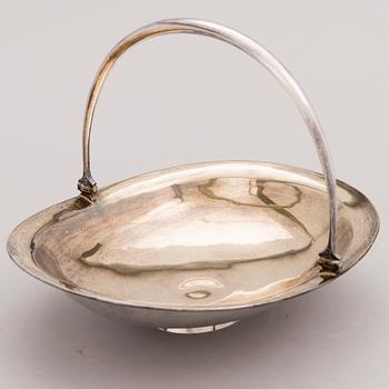 A parcel-gilt, Russian bread basket, mark of Karl Järveläinen, Saint Petersburg, 1865.