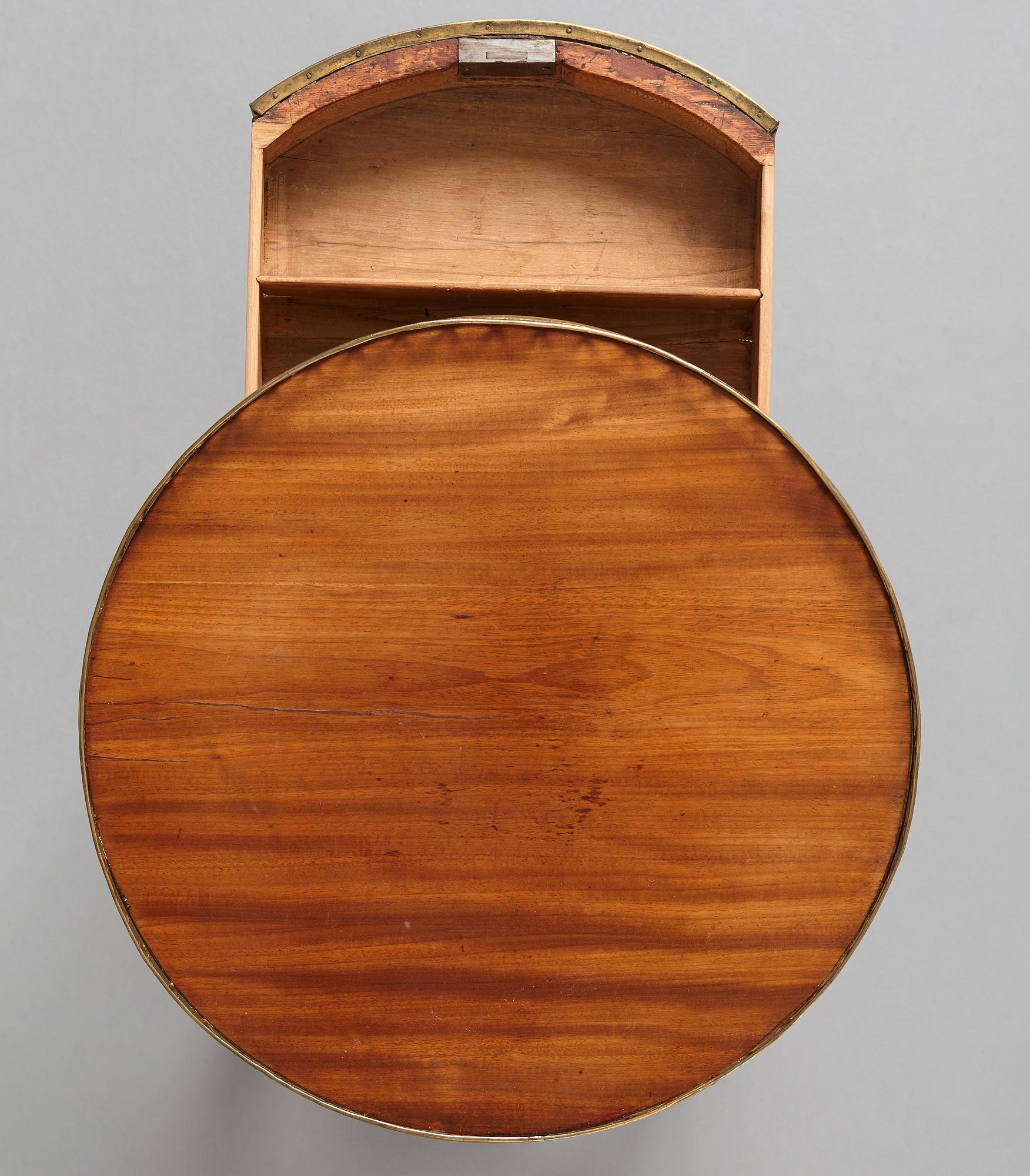 Bord, tillskrivet Carl Diedric Fick (mästare 1776-1806 i Stockholm), Sengustavianskt.