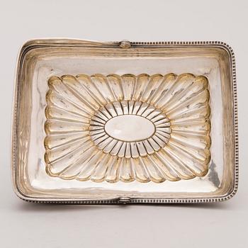 BRÖDKORG, silver, Balticum, 1800-talets första hälft.