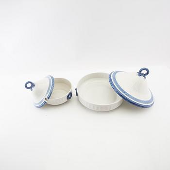 Arnold Krogh, service approx. 66 pcs "Blue Fan", Royal Copenhagen Denmark.