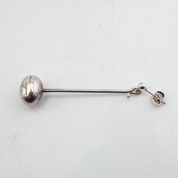 Vivianna Torun Bülow-Hübe, örhängen, ett par, silver, Georg Jensen, Danmark.