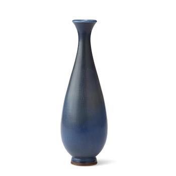 A Berndt Friberg stoneware vase, Gustavsberg studio, Sweden 1961.