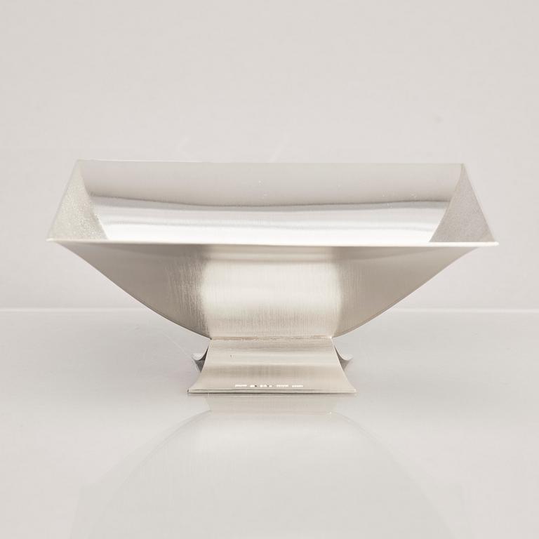 A sterling silver bowl, mark of Rolf Lindståhl, Stockholm 2010.