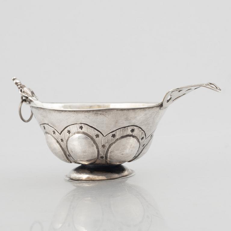 A Swedish silver cup, mark of Per Wilhelm Hanngren, Falun (active 1796-1815).