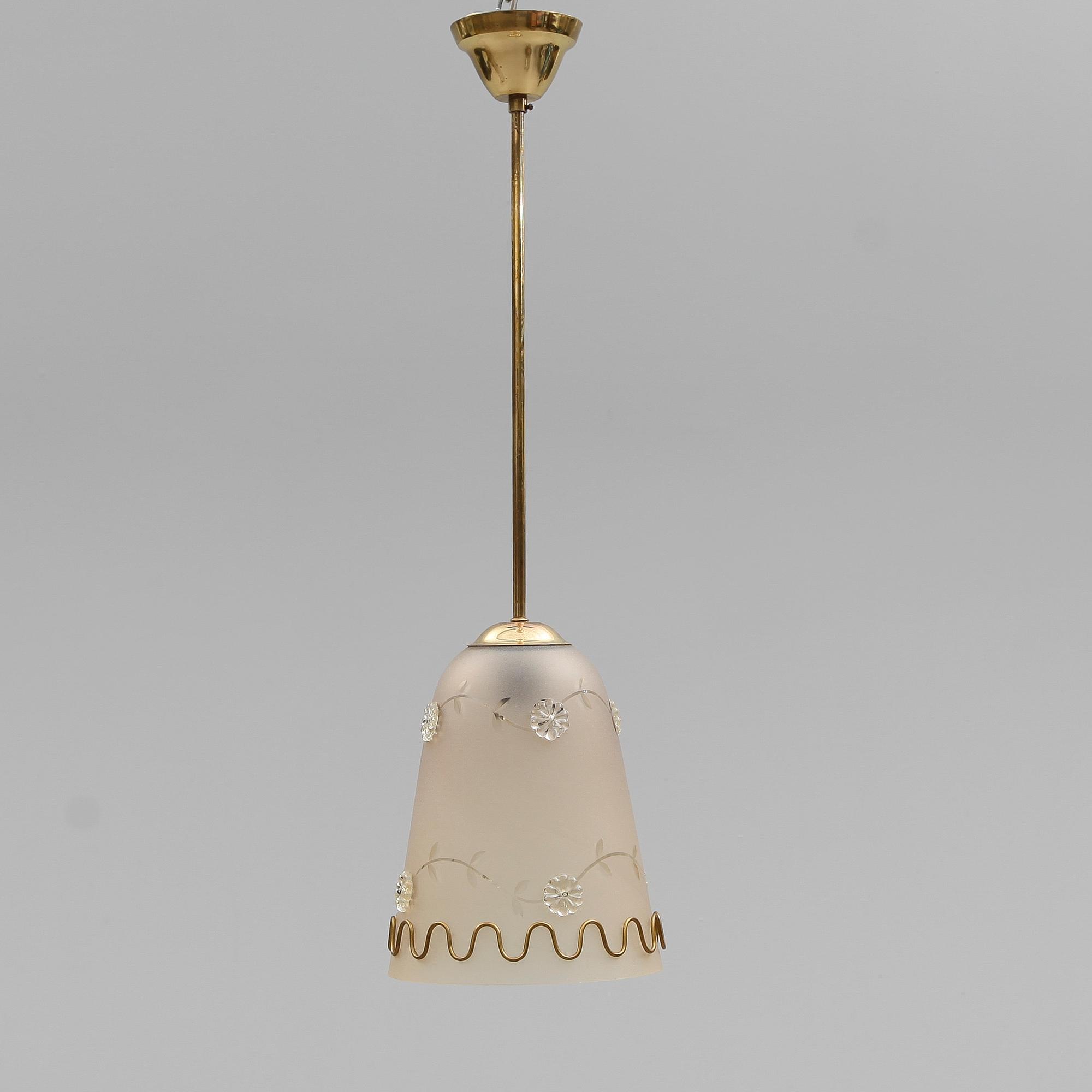 TAKLAMPA, 1940/50-tal. Höjd ca 69 cm.