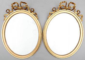 SPEGLAR, 1 par, gustaviansk stil, 1900-talets första hälft.