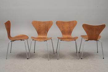 STOLAR, 4 st, "Sjuan", Arne Jacobsen för Fritz Hansen, Danmark.