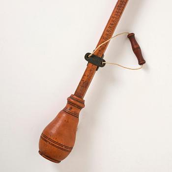 A wooden steelyard balance by N. Lind (manufacturer of instruments in Stockholm third quarter 18th century - 1798), 1765.