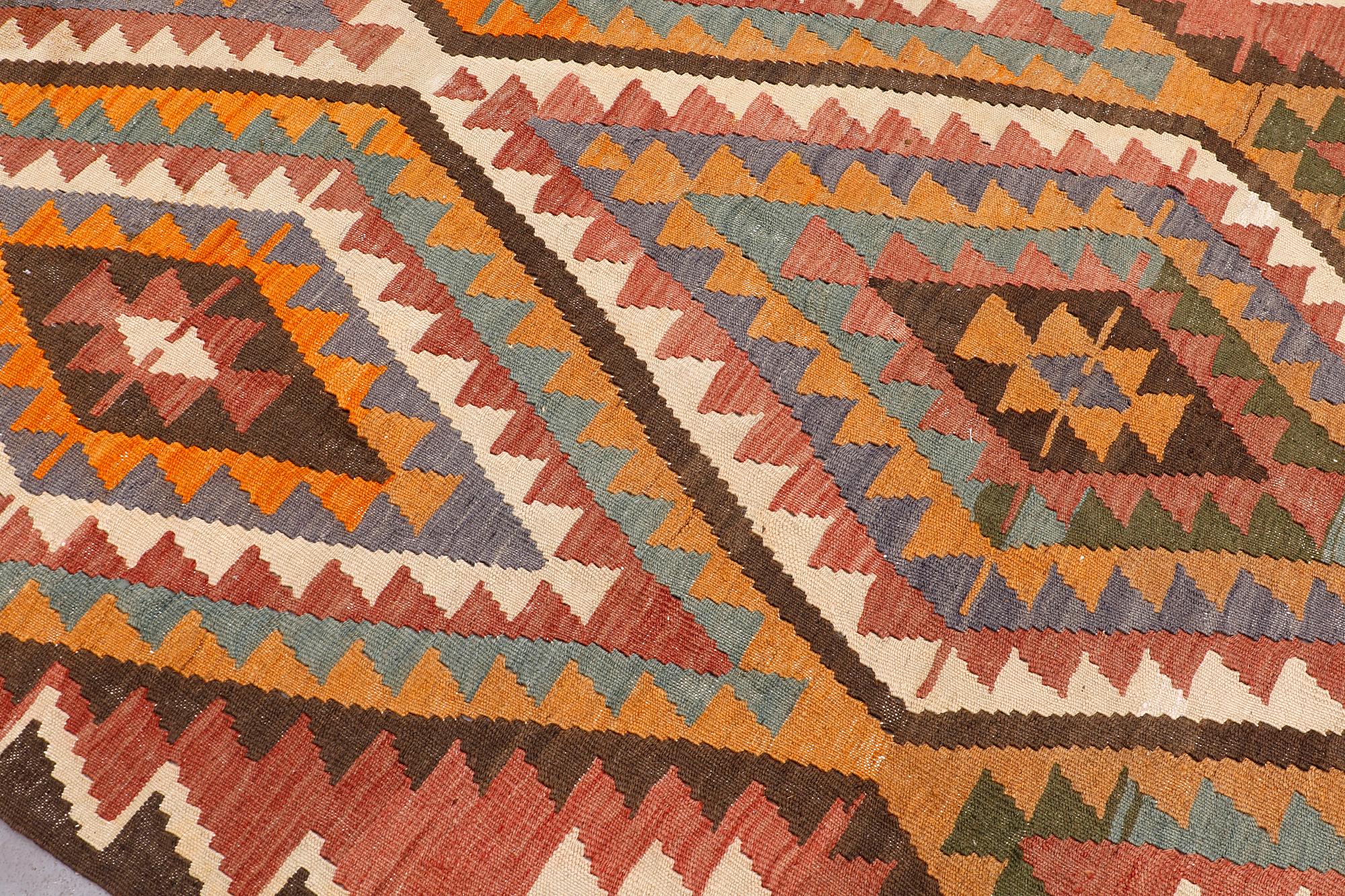 A kurdish kilim carpet, ca 310 x 173 cm.