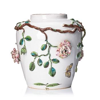 332. A Swedish fainece jar, Marieberg, 1765.