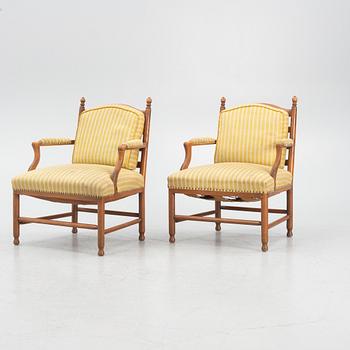 A pair of chairs, first half of the 20th Century.