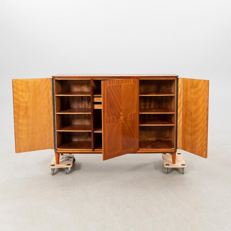 Skåp/Sideboard 1940/50-tal.