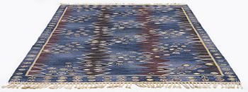 Barbro Nilsson, a carpet, 'Snäckorna' tapestry weave, approx. 273 x 193 cm, signed AB MMF BN.