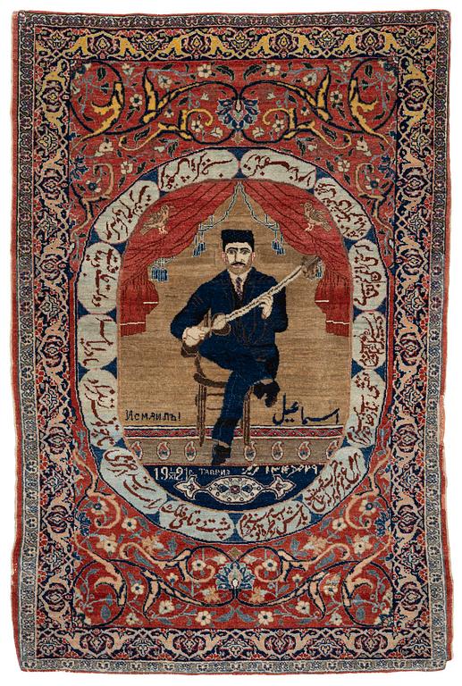 An antique pictorial Tabriz, Northwest Persia, c. 125 x 85 cm.