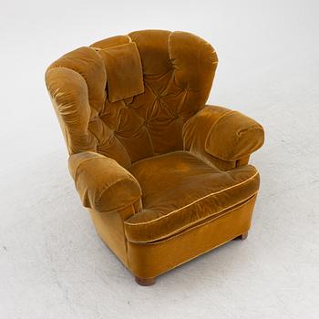 A generous Scandinavian Modern armchair, 1930's/40's.