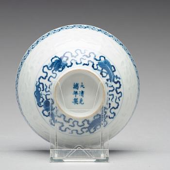 A blue and white bowl, Qing dynasty with Guangxus mark and period (1875-1908).