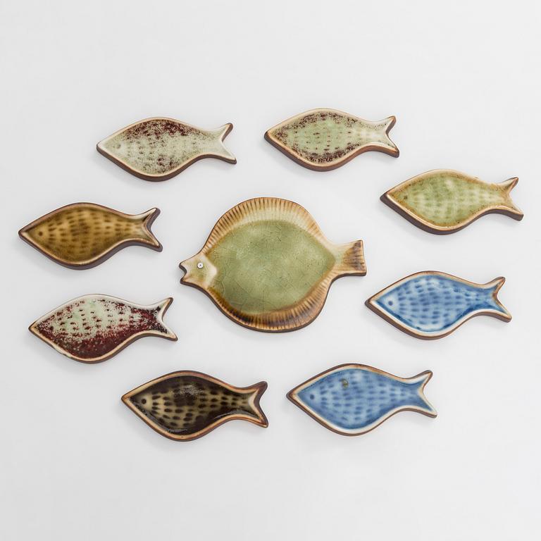Gunvor Olin-Grönqvist, a set of eight ceramic wall decorations, all signed, for Arabia, Finland.