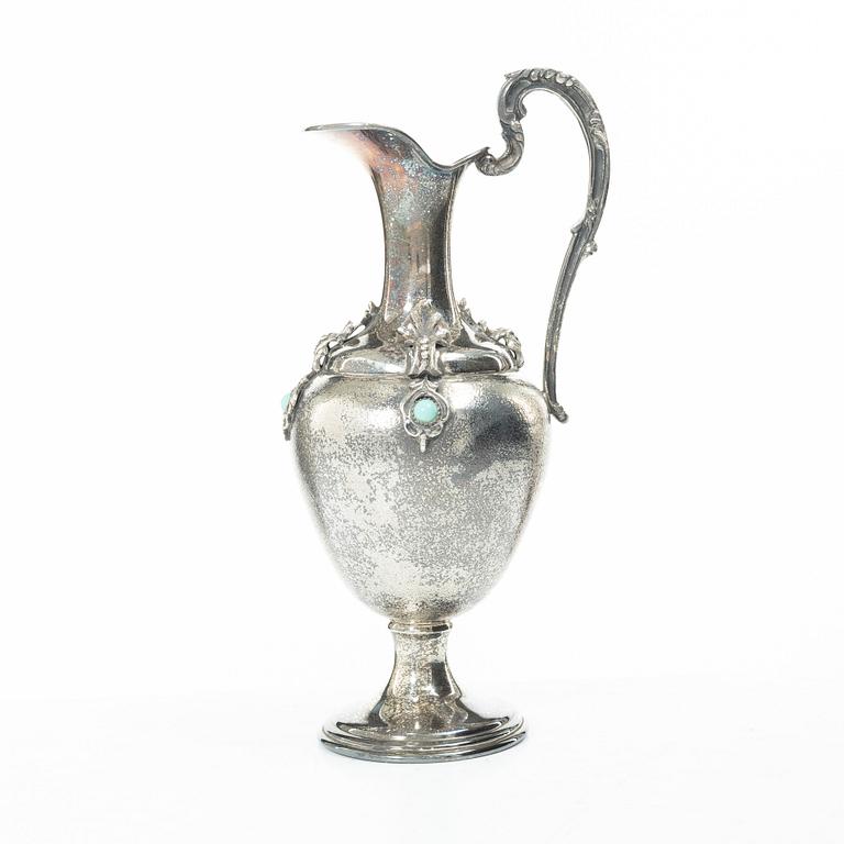 An Italian silver jug, 1944-1968.