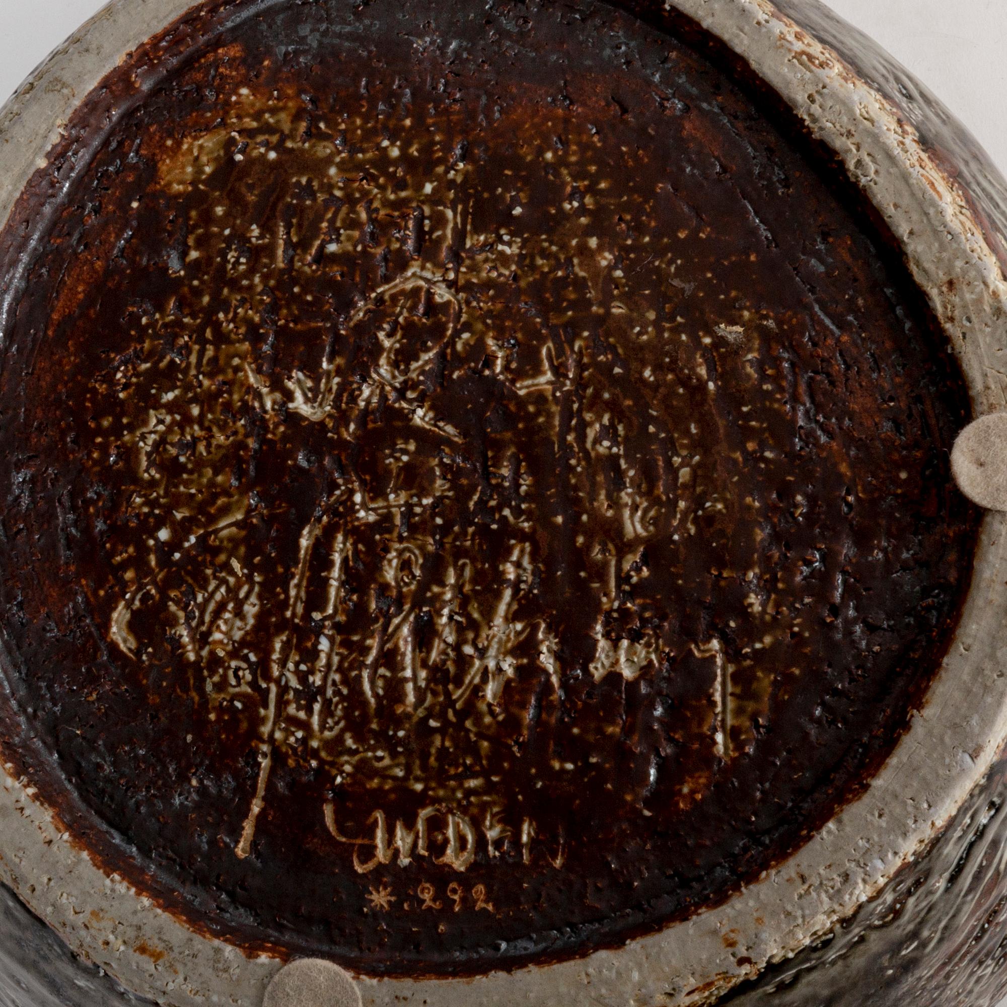 A signed Carl-Harry Stålhane unique stoneware bowl from Rörstrand.