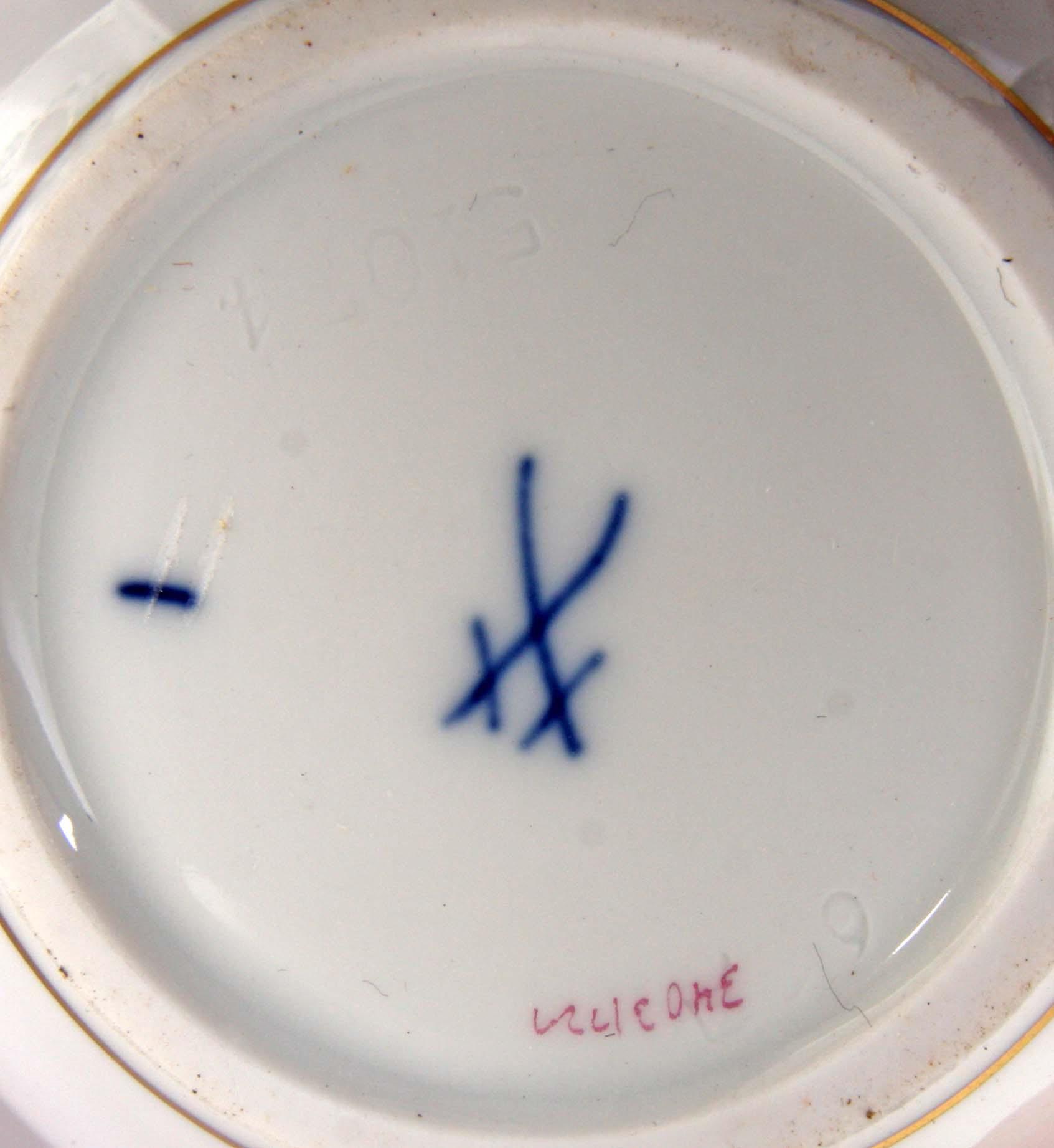 KANNA, BRICKA och KOPPAR, 5 st, porslin, Meissen.