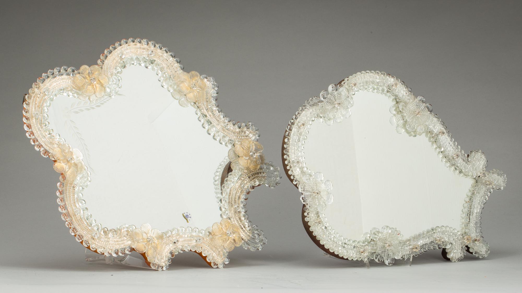 SPEGLAR, 2 st. Venetiansk-stil. 1900-tal.