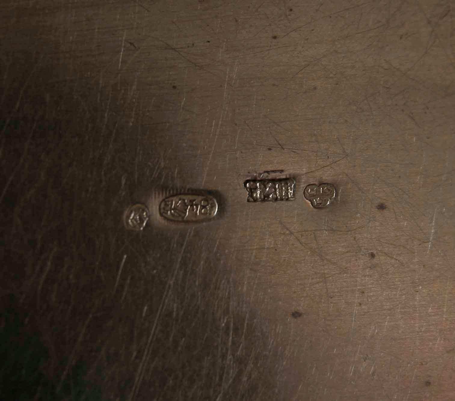 DOSA, silver, Ryssland, 1896-1908. Vikt 300 gr.