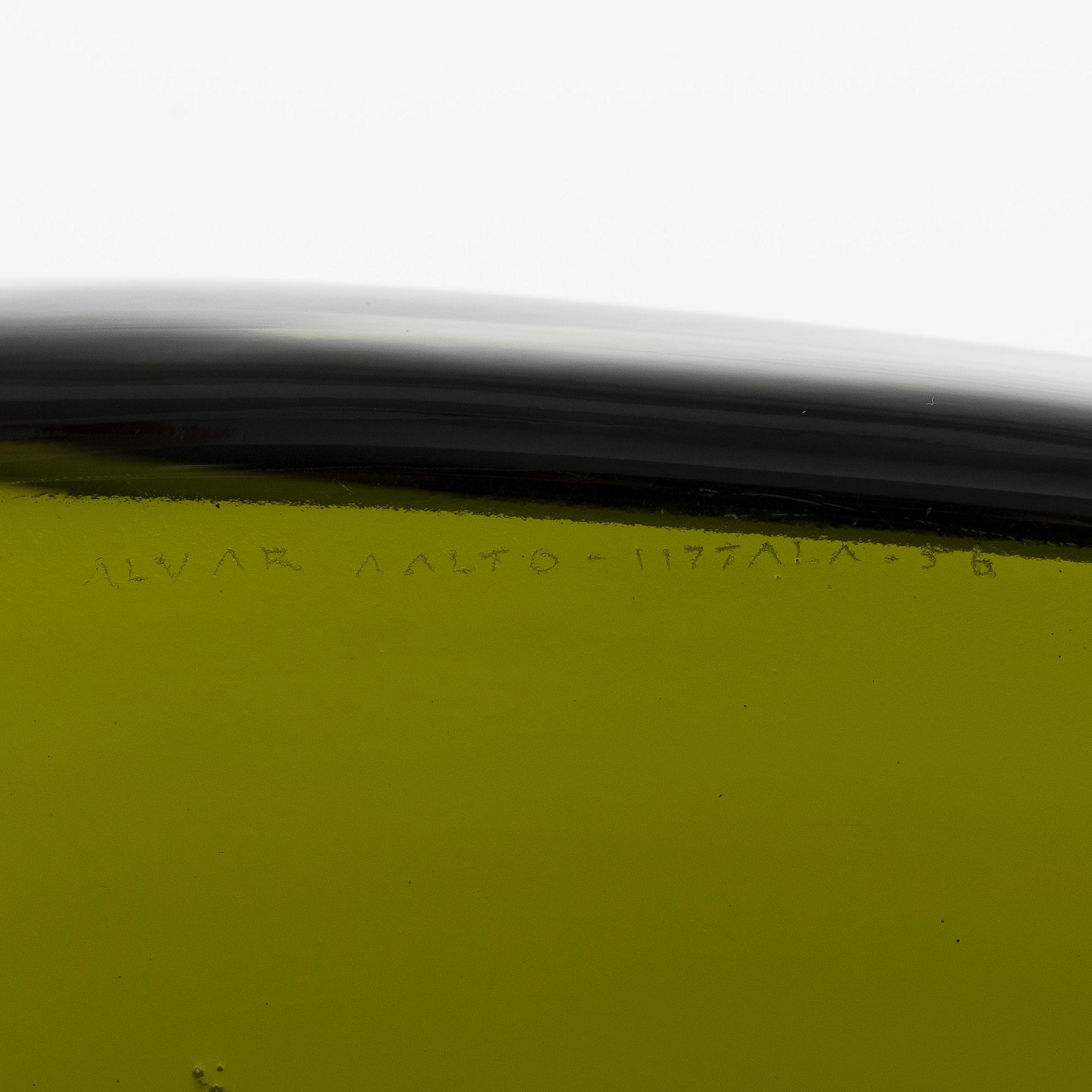 Alvar Aalto, a '3900-39' plate signed Alvar Aalto Iittala -56.