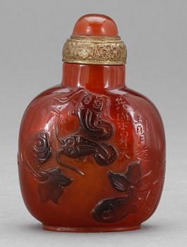 SNUSFLASKA, sannolikt Bärnsten, Kina, 1800/1900-tal.