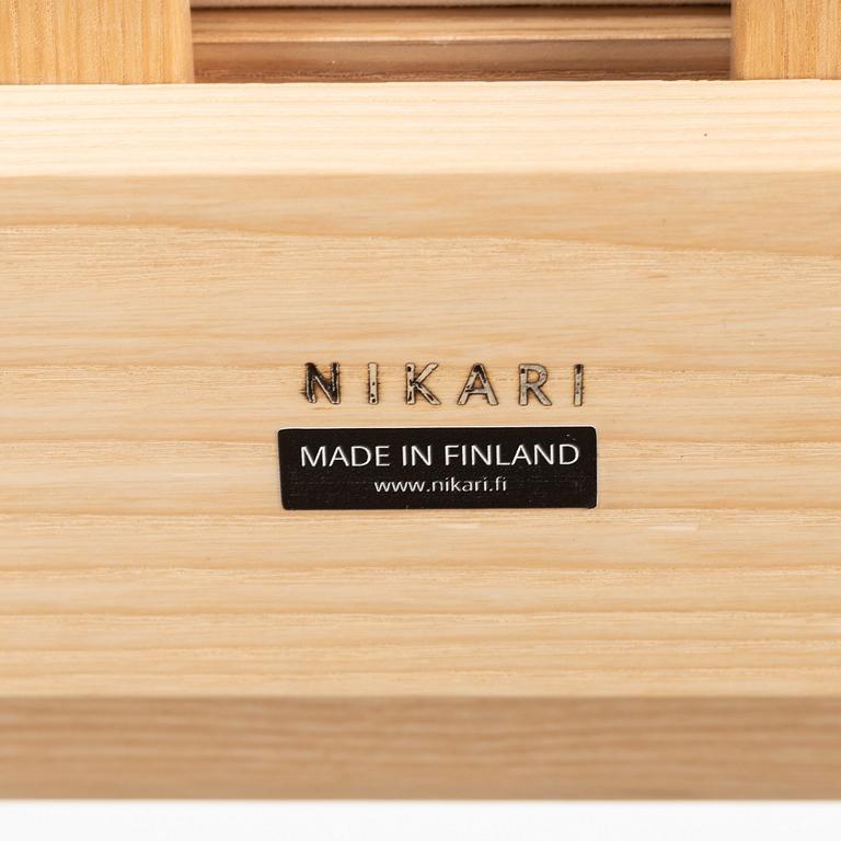 Jenni Roininen, dagbädd, "Linea", Nikari, Finland.