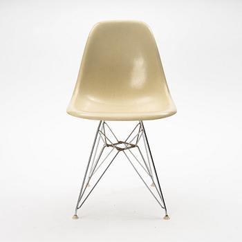 Charles & Ray Eames, a "DSR" chair, Herman Miller USA, mid 20th century.