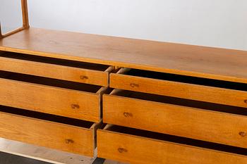 HANS J WEGNER, skåp, "RY-20" för Ry Möbler, Danmark, 1960-tal.