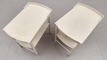 SÄNGBORD, 1 par, Carl Malmsten, Bodafors, 1962 & 1963.