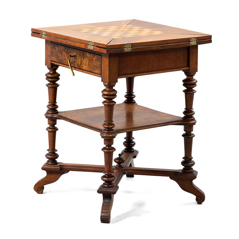 Drop-leaf card table, early 20th century.