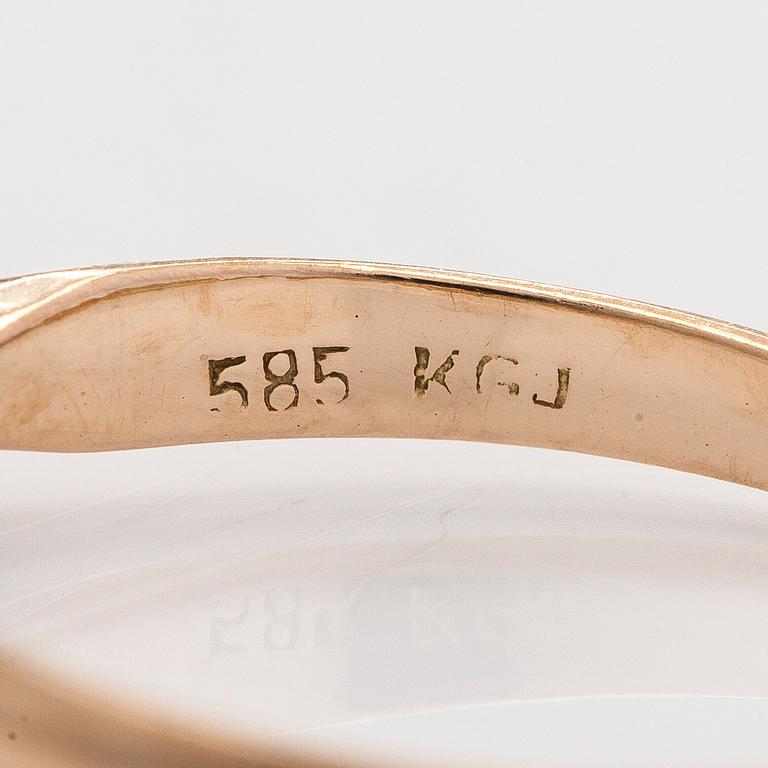 Sormus, 14K kultaa ja vanhahiottu timantti.