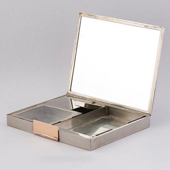 MAKE-UP VÄSKA, vitmetall, 18K guld, rosenslipade diamanter. Van Cleef & Arpels, Paris 1930-tal.