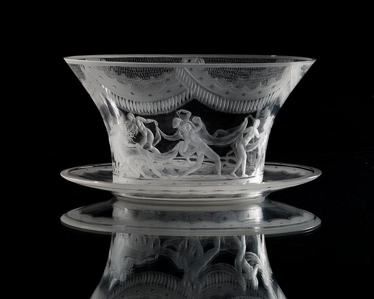 A Simon Gate 'Swedish Grace' engraved glass bowl with stand, Orrefors 1924.