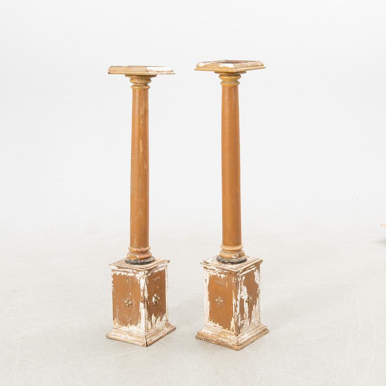 Piedestaler/Pelare 2 st snarlika omkring 1900.