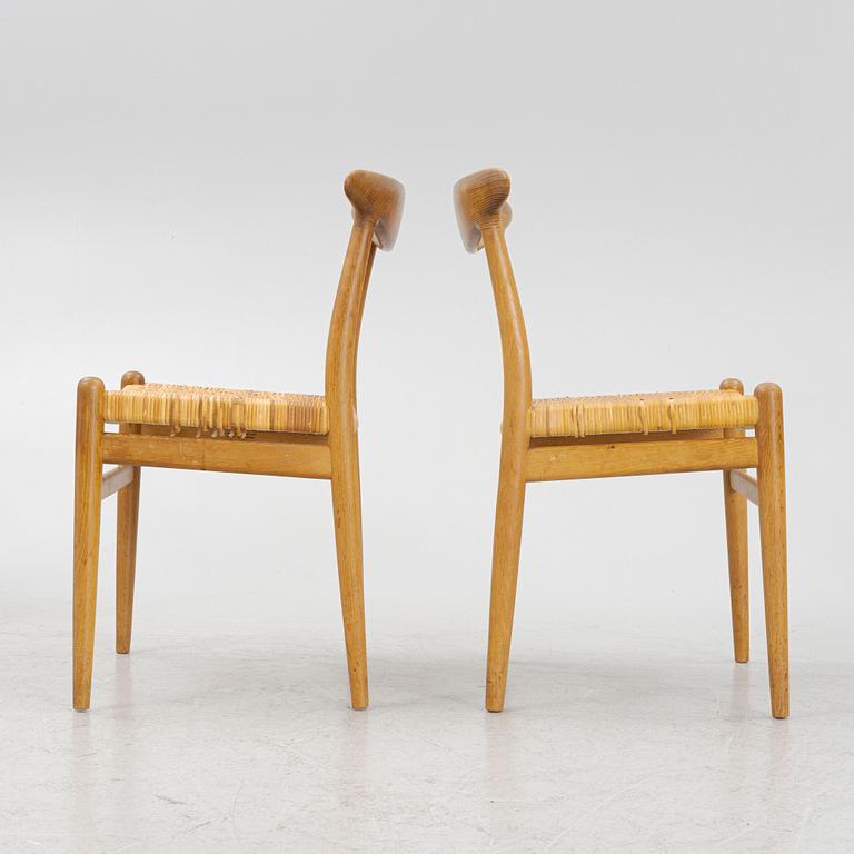 Hans J. Wegner, chairs, 7 pcs, "W2", CM Madsen, Denmark, designed in 1953.