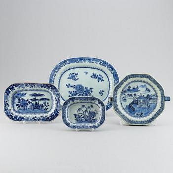 A set of four blue and white dishes, Qing dynasty, Qianlong (1736-95).