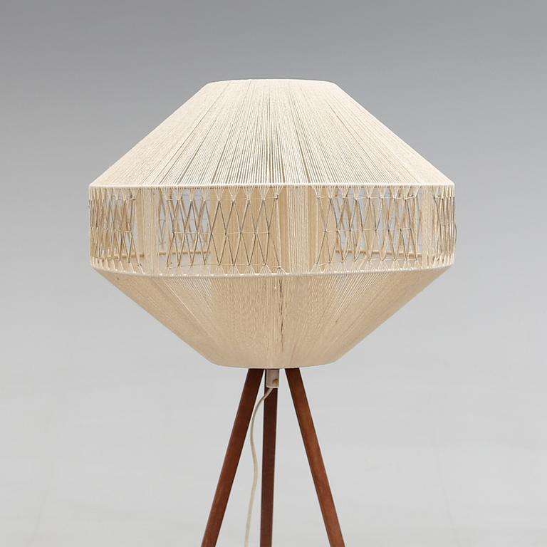 GOLVLAMPA, 1900-talets mitt.