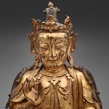 GUANYIN, förgylld brons. Mingdynastin (1368-1644).