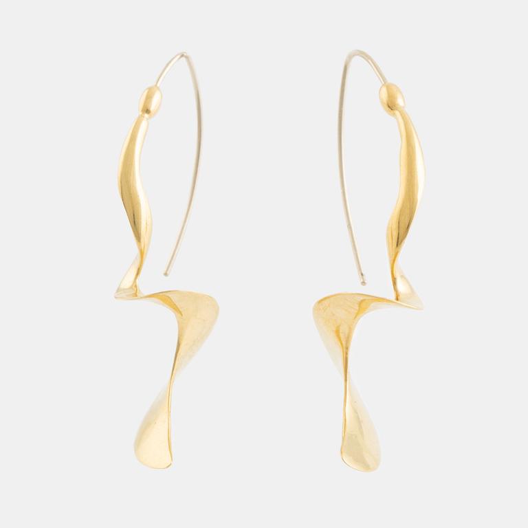 18K gold earrings.