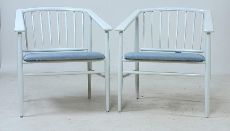 KARMSTOLAR, "Pinno Karmfåtölj", Allbo Möbler AB, Diö (f d AB Diö Möbelindustri).