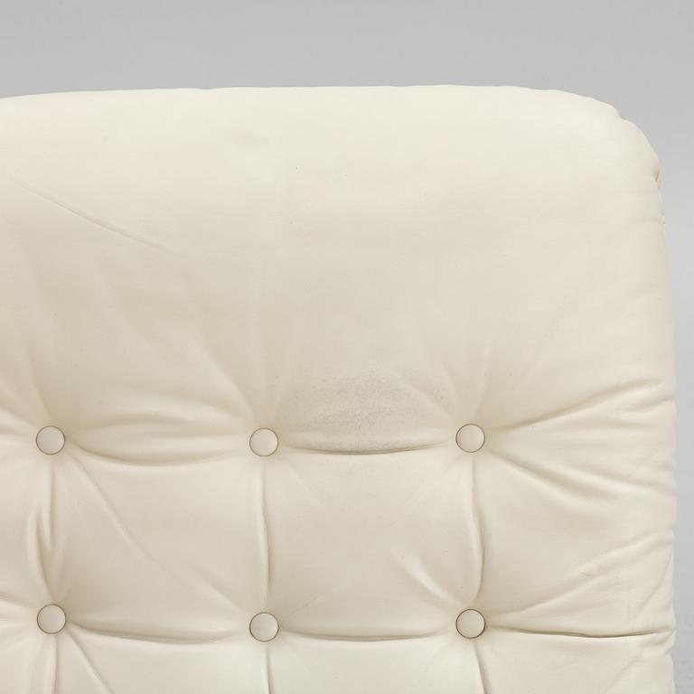 Fåtöljer, ett par, 1900-talets andra hälft.