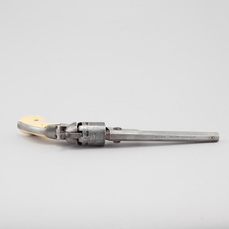 A Colt Navy revolver, m/1851.
