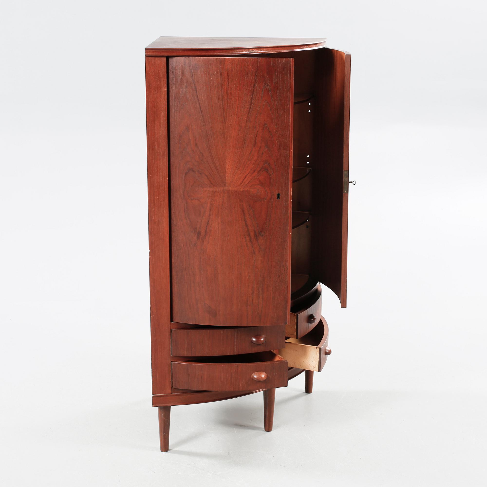 HÖRNSKÅP, Danmark, 1950/60-tal.