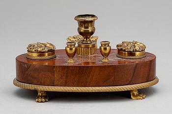 SKRIVSTÄLL, empirestil, 1800-talets andra hälft.