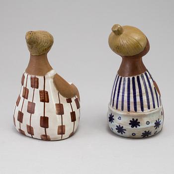 LISA LARSON,