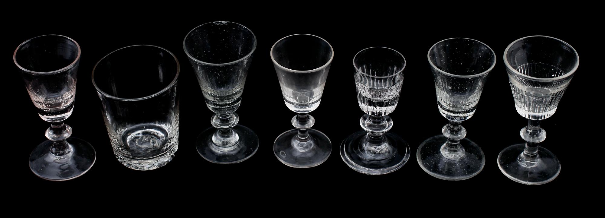 SAMLING GLAS, 35 st, snarlika, 1800-/1900-tal.
