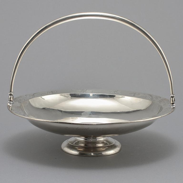 BRÖDKORG, silver, Clement, Danmark, 1873. Vikt 455 g.